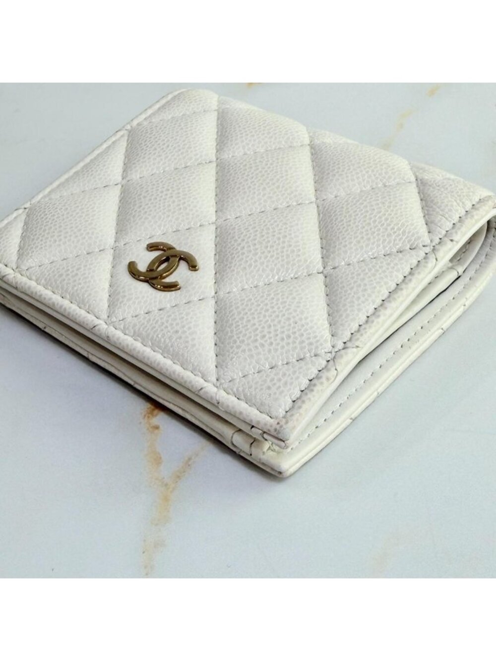 Chanel Quilted Caviar Leather Bifold Wallet - Picture 5 of 16